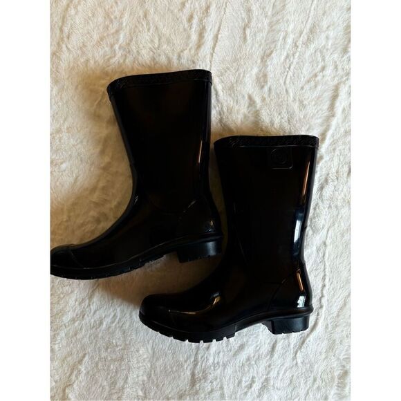 Ugg Black Rain Boots Size 13C - Picture 2 of 7